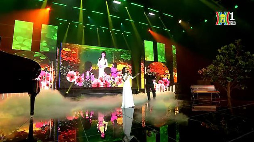 'Gọi tên bốn mùa' qua 'Dòng thời gian'