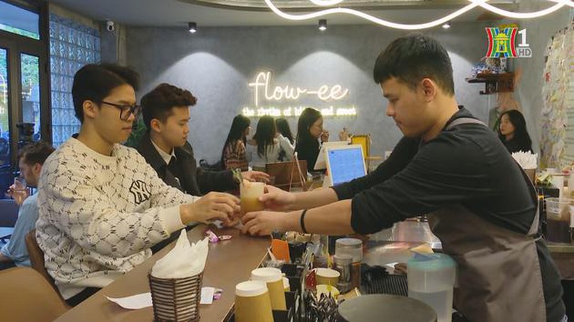Quán café phục vụ bằng ngôn ngữ ký hiệu