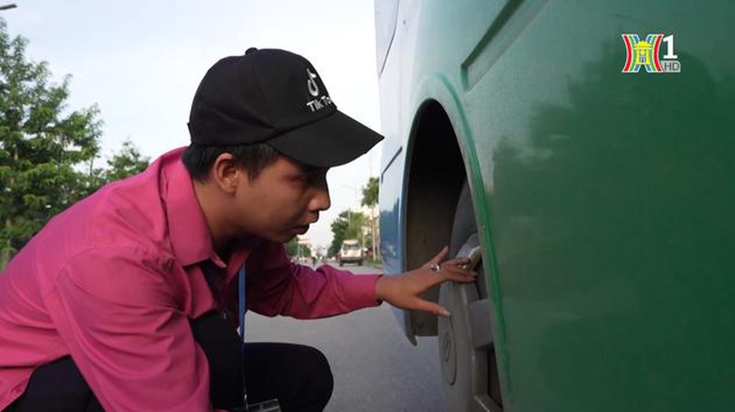 Những người xây dựng hình ảnh đẹp cho xe buýt | Người tốt quanh ta | 03/04/2024