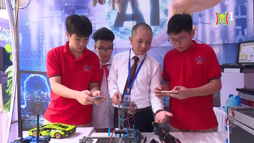 Thầy giáo với đam mê sáng tạo khoa học | Người tốt quanh ta | 06/04/2024
