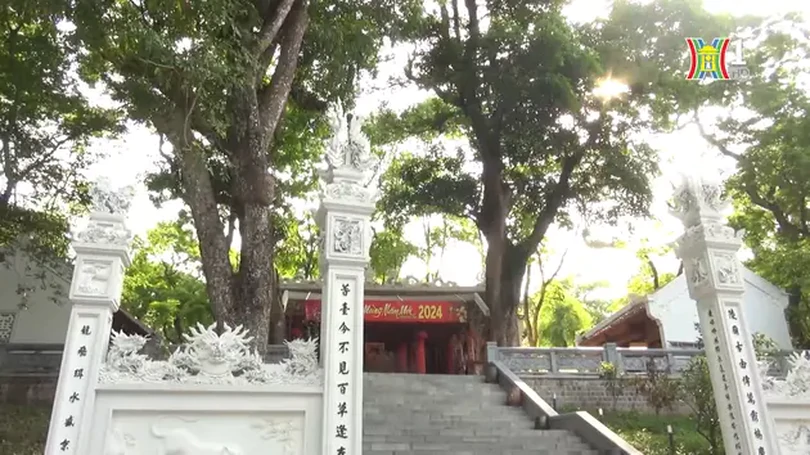 Di tích lịch sử văn hóa Đền Núi Sưa