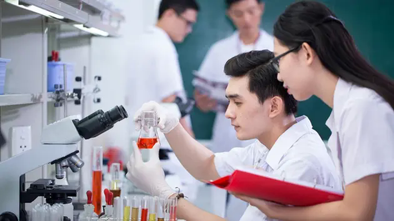 Thu hút nhân tài, phát triển nguồn nhân lực chất lượng cao