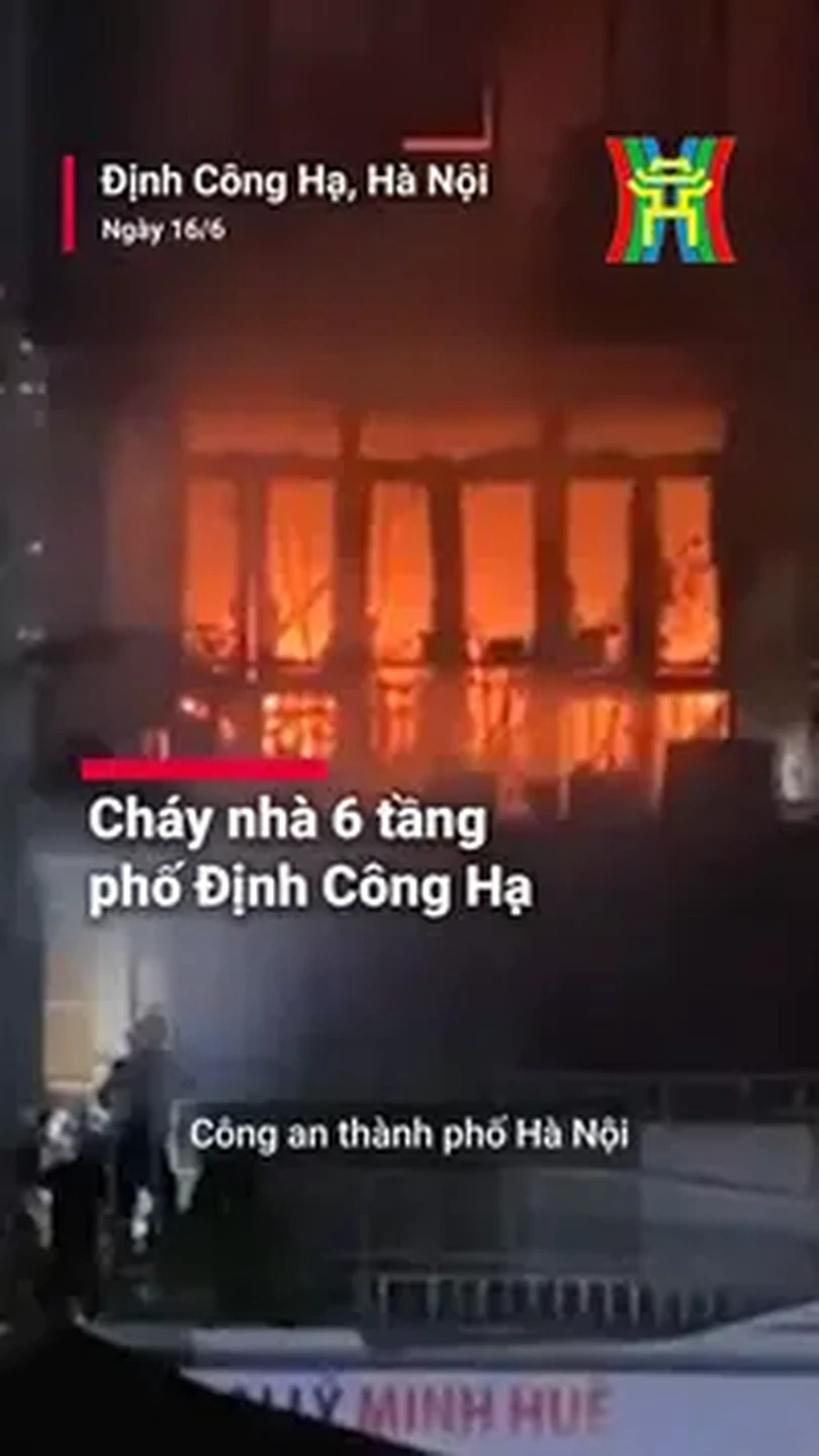 Cháy nhà 6 tầng trên phố Định Công Hạ