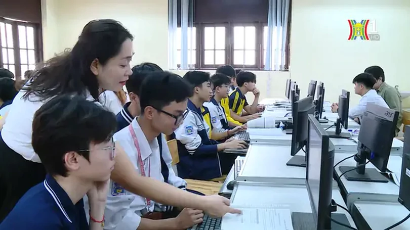 Chuyển đổi số giảm thủ tục hành chính trong giáo dục | Cải cách hành chính | 19/06/2024