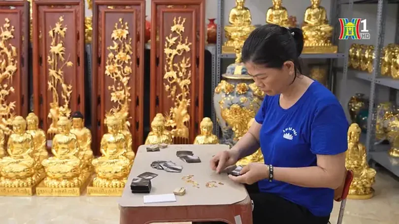Độc đáo nghề dát vàng quỳ ở Kiêu Kỵ
