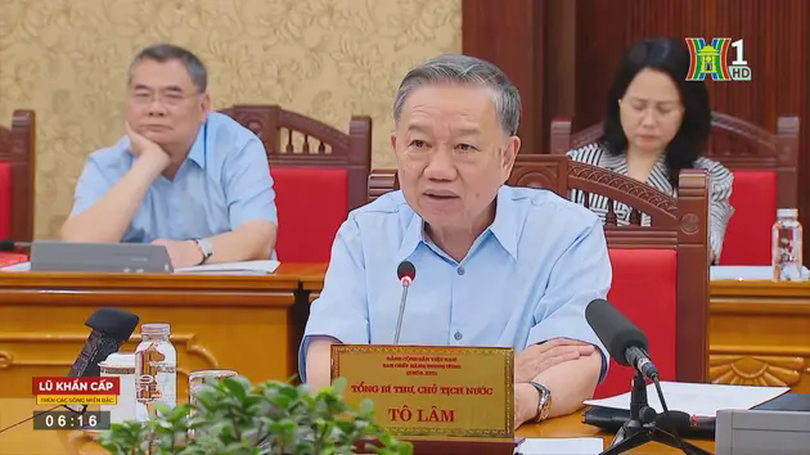 Bộ Chính trị họp bàn khắc phục hậu quả bão số 3