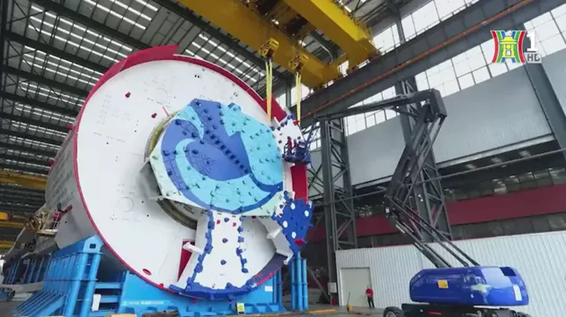 Trung Quốc hoàn thành máy đào hầm Giang Hải
