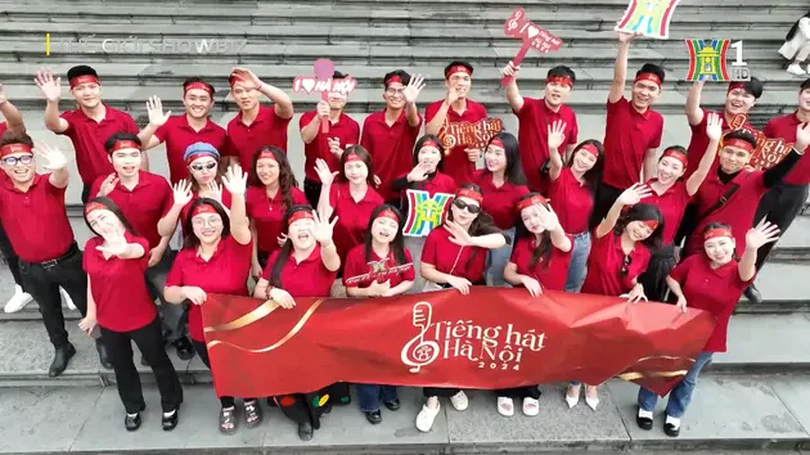 60 thí sinh Tiếng hát Hà Nội đi 'city tour' quanh Thủ đô