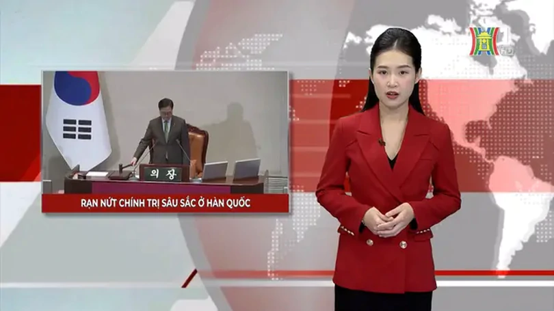 Rạn nứt sâu sắc ở chính trường Hàn Quốc | Nhìn ra thế giới | 16/12/2024