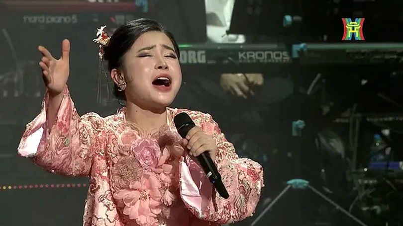 Chiều phủ Tây Hồ