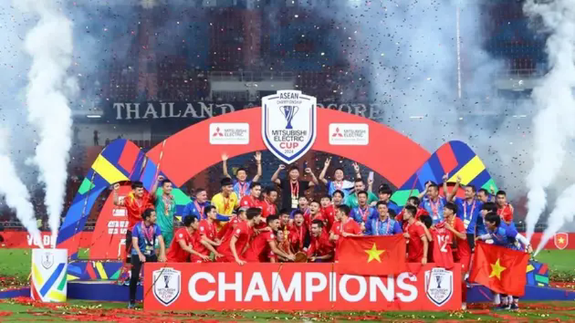 Thành phố Hà Nội thưởng đội tuyển Việt Nam 2 tỷ đồng