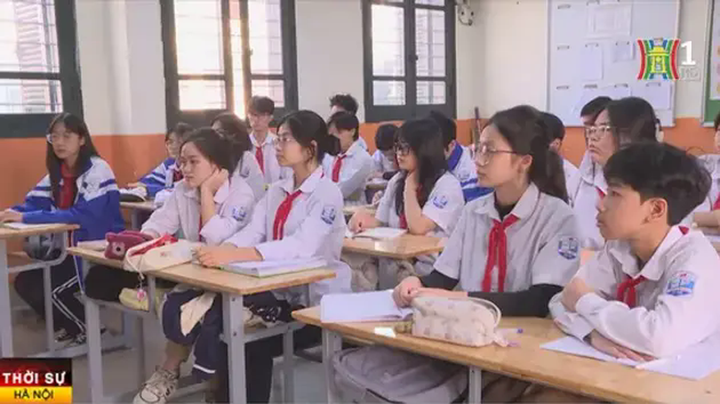 Hiệu trưởng chịu trách nhiệm việc giáo viên trong trường dạy thêm