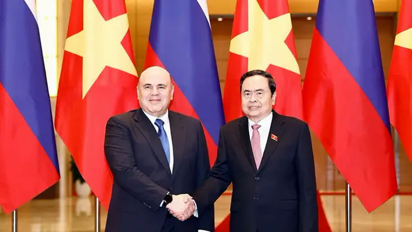 Chủ tịch Quốc hội Trần Thanh Mẫn hội kiến Thủ tướng Nga