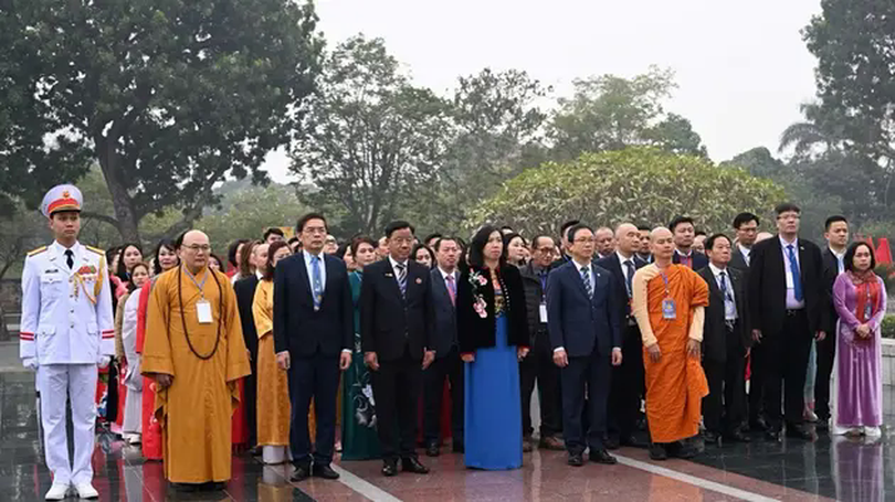 Xây dựng cộng đồng người Việt Nam ở nước ngoài vững mạnh