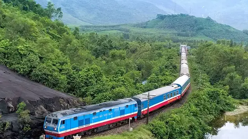 Du lịch đường sắt ngày càng hút khách