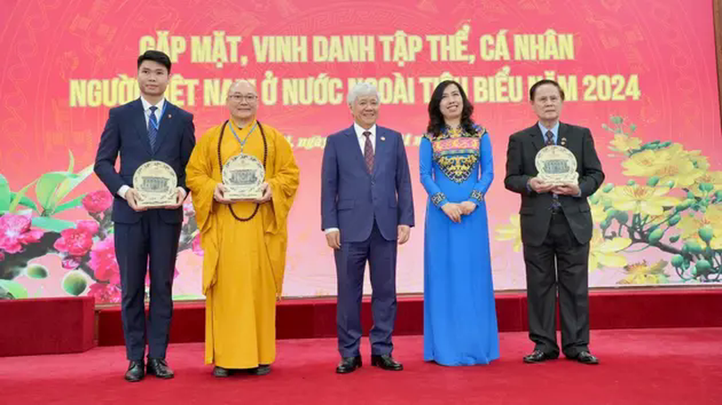 Kết nối, gắn kết giữa cộng đồng kiều bào với đất nước