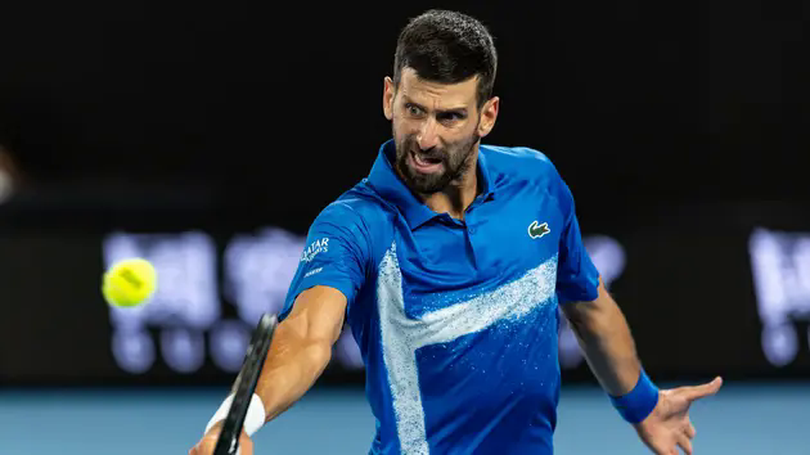 Novak Djokovic giành quyền vào bán kết Australia mở rộng