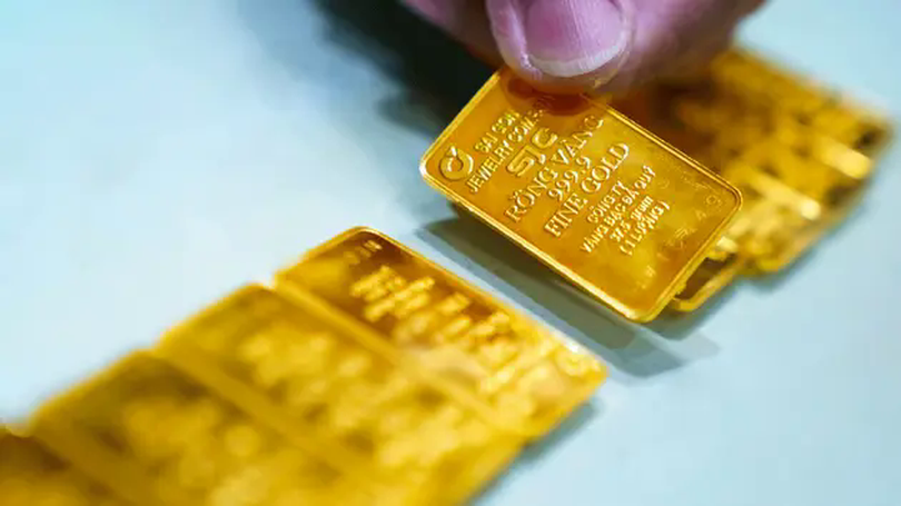 Giá vàng trong nước tăng mạnh theo đà tăng của thế giới