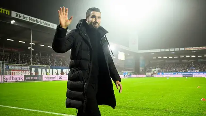Dortmund sa thải Nuri Sahin, Ten Hag sẽ thay thế?