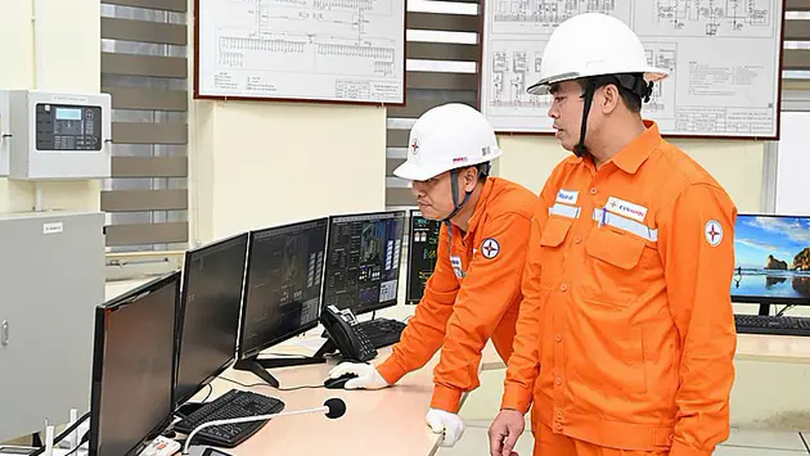 Không thiếu điện, xăng dầu dịp Tết