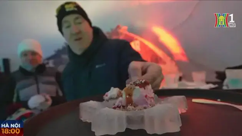 Nhà hàng băng tuyết thú vị tại làng Ông già Noel