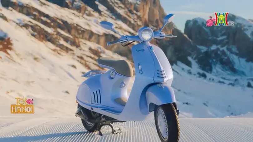 Vespa 946 Snake kỷ niệm năm 'rắn' sắp bán ở Việt Nam