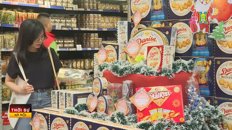 Nhiều siêu thị mở cửa ngày Tết