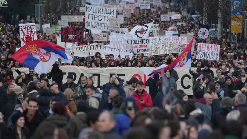 Biểu tình lan rộng ở Serbia