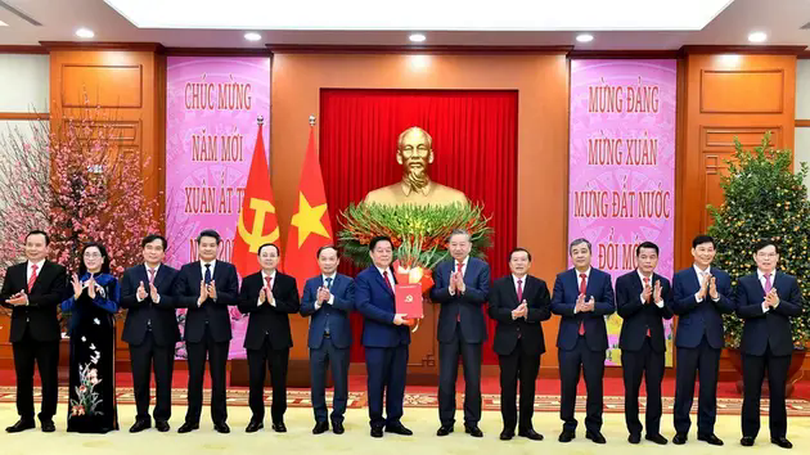 Thành lập bốn Đảng bộ trực thuộc Trung ương