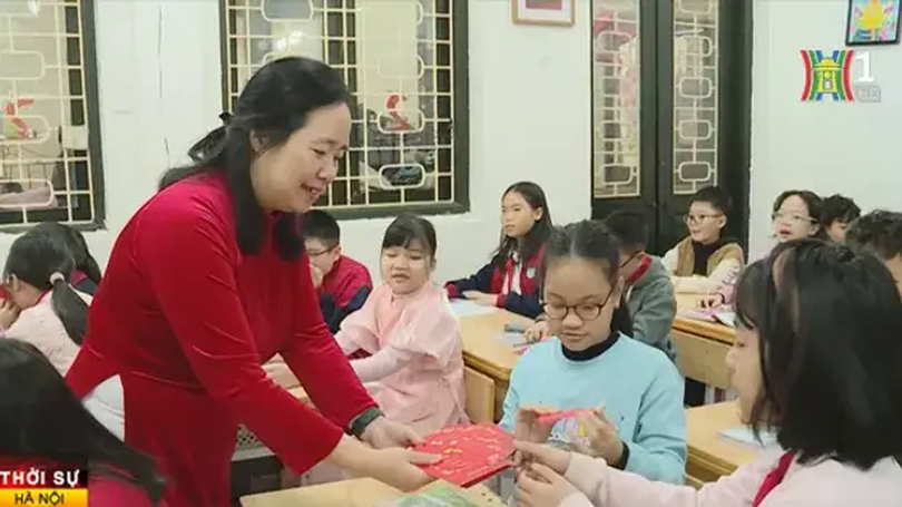 Hàng triệu học sinh Hà Nội trở lại trường sau nghỉ Tết