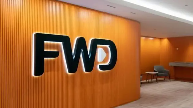 FWD bị phạt 200 triệu đồng vì ‘lôi kéo khách hàng bất chính’