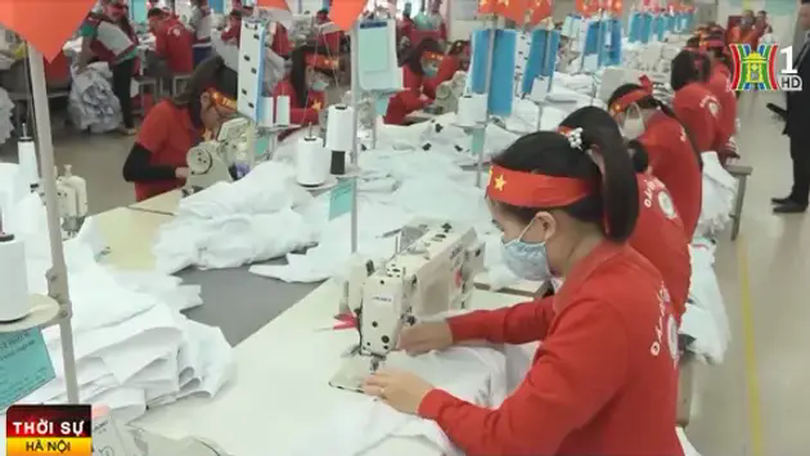 Đơn hàng xuất khẩu bùng nổ ngay từ đầu năm 2025