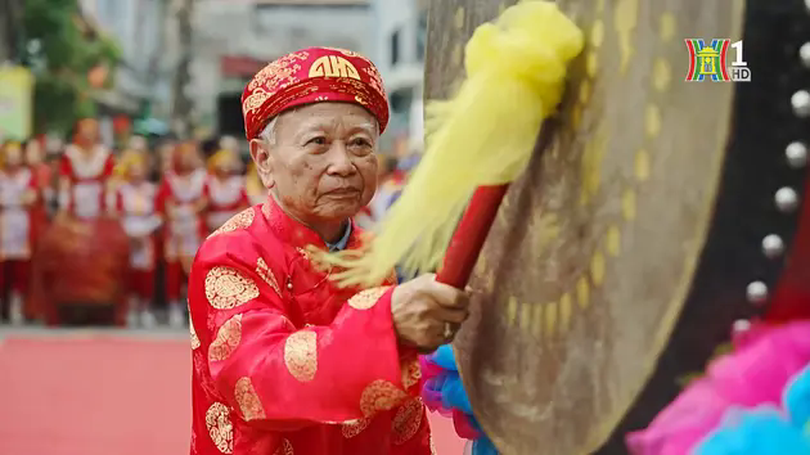 Hội làng ngày xuân