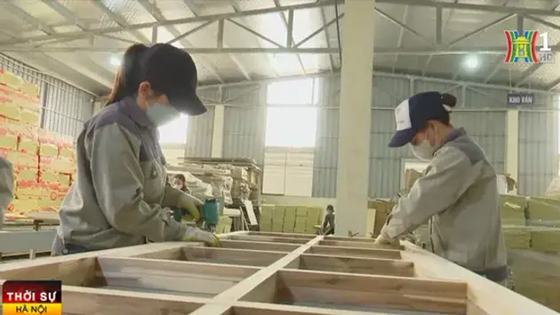 Nhiều doanh nghiệp kín đơn hàng đến hết Quý I/2025