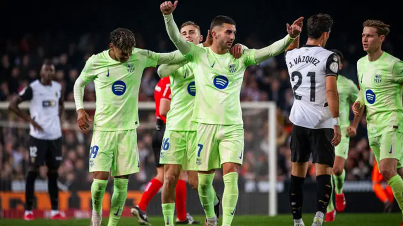 Barcelona giành vé bán kết Cúp Nhà Vua