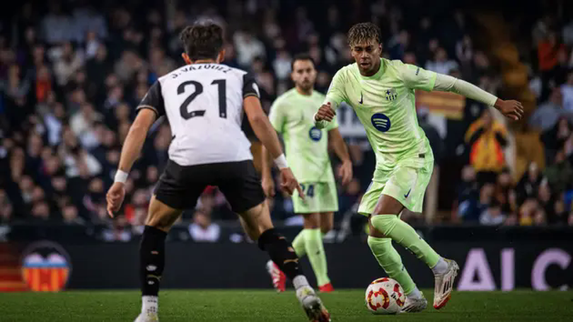 Barcelona đè bẹp Valencia, dễ dàng đi tiếp tại Cúp Nhà vua