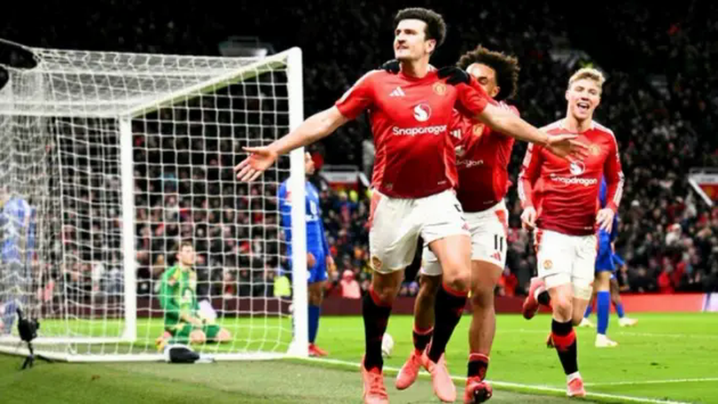 Manchester United tiến vào vòng 5 FA Cup