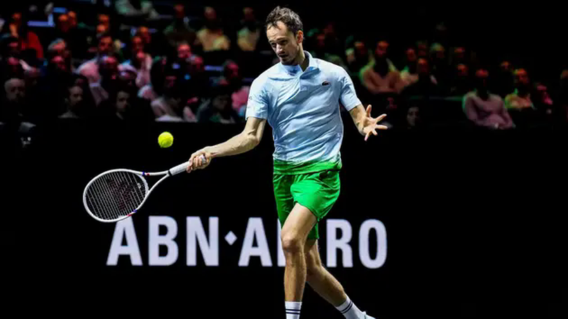 Daniil Medvedev vào tứ kết giải Marseille mở rộng