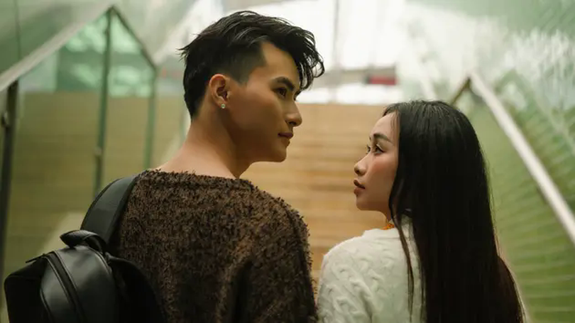 Quỳnh Thi kể chuyện tình đẹp trong MV 'Lạc quan yêu'