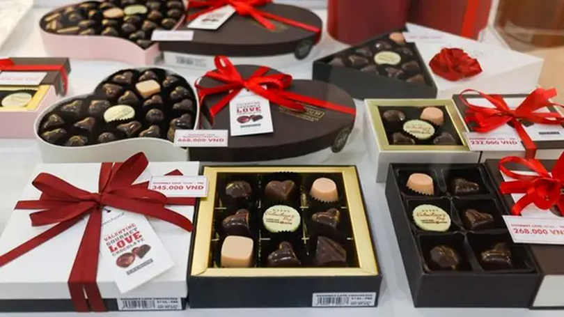 Sôi động thị trường quà tặng Valentine