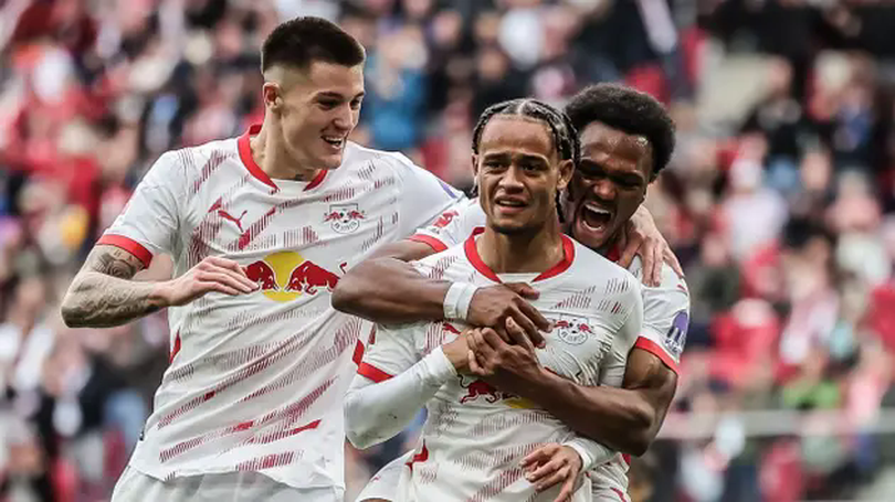 Leipzig có nguy cơ văng khỏi top 4 Bundesliga