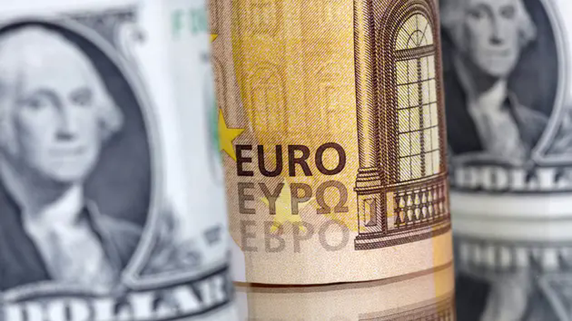 Eurozone đối mặt rủi ro suy giảm trong năm 2025