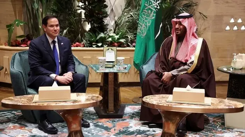 Mỹ và Nga bắt đầu họp bàn về Ukraine tại Riyadh