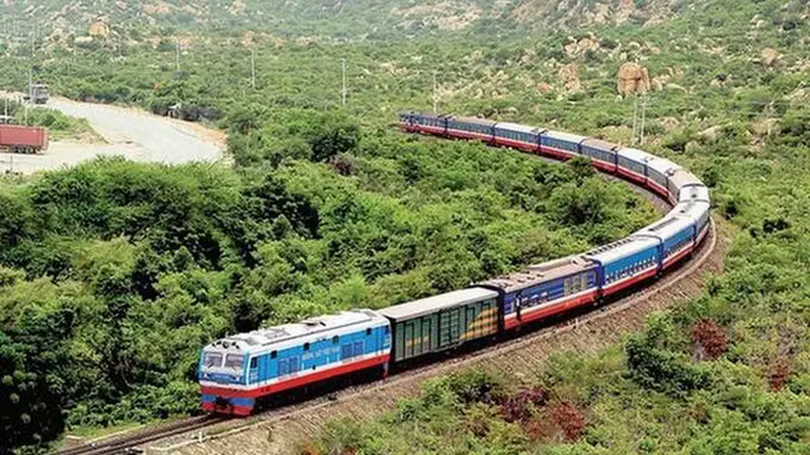 Thông qua chủ trương đầu tư đường sắt Lào Cai-Hà Nội-Hải Phòng