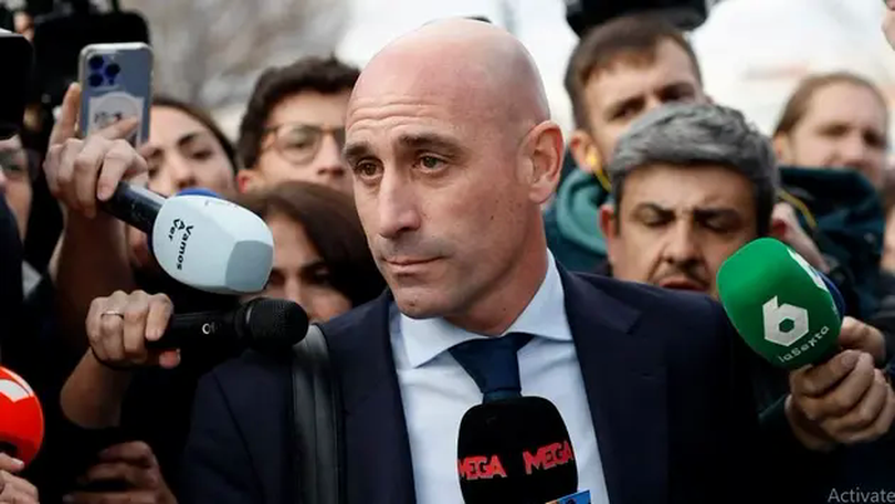 Luis Rubiales nhận án phạt tấn công tình dục