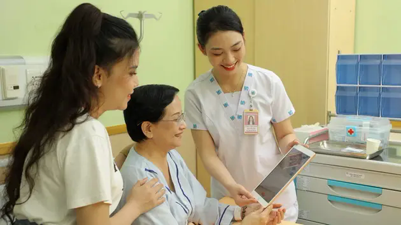 Chuyển đổi số hướng tới bệnh viện thông minh