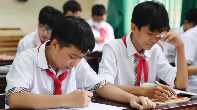 Tuyển 60% học sinh tốt nghiệp THCS vào lớp 10 công lập