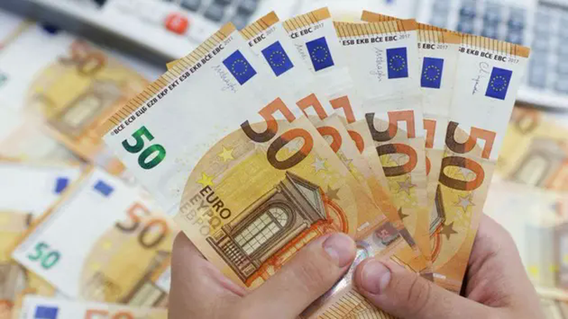 Đồng euro tăng, chứng khoán biến động sau bầu cử Đức