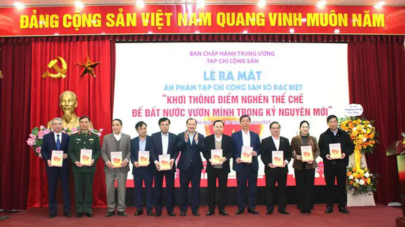 Khơi thông điểm nghẽn thể chế để đất nước vươn mình