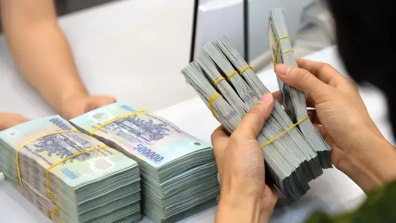 Thủ tướng: Xử lý nghiêm ngân hàng tăng lãi suất huy động